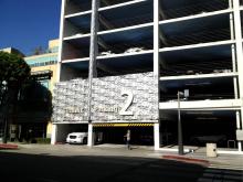 Picture of the City of Santa Monica's parking structure.